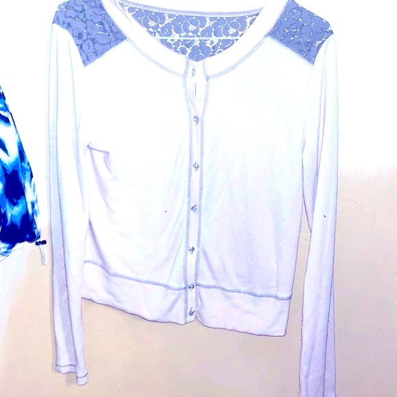 Princess Vera Wang Sweater, Gray Lace Color Block on Top & Cream/White body, XL - Picture 3 of 3